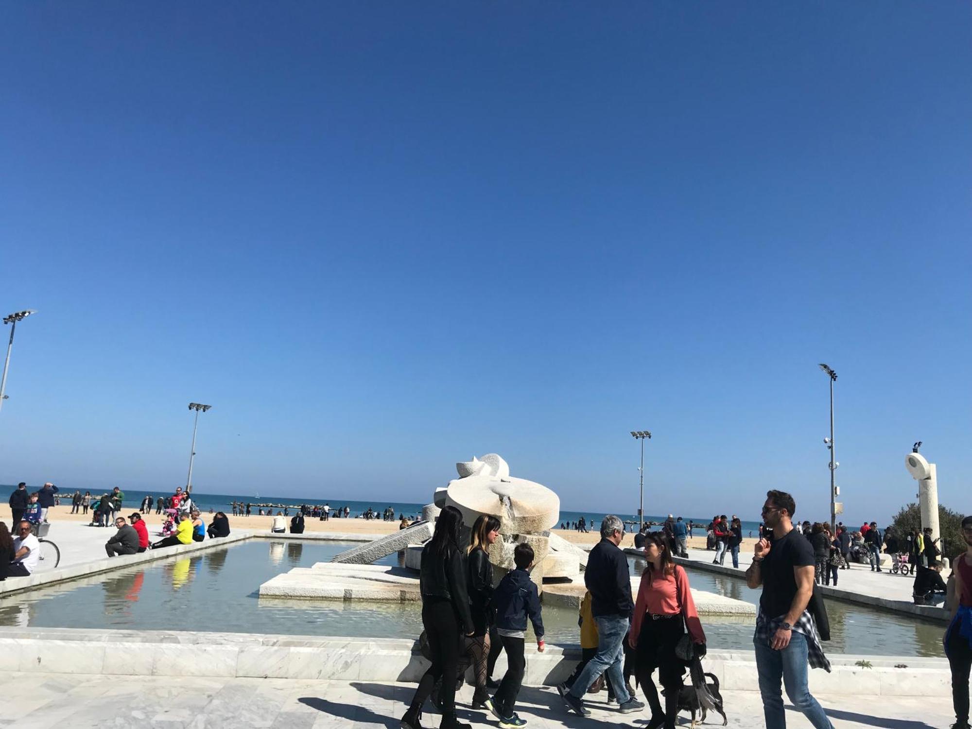 Masa Appartamenti Pescara Buitenkant foto