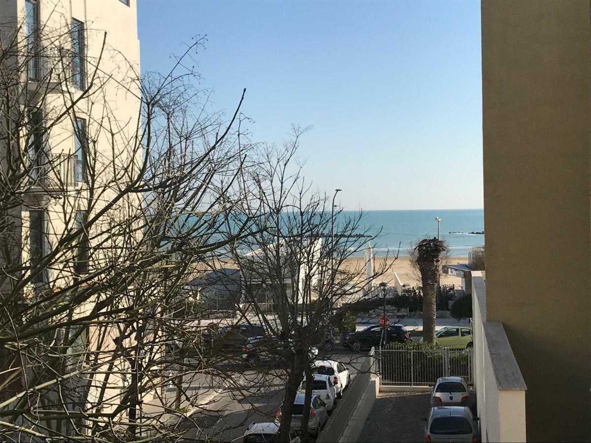 Masa Appartamenti Pescara Buitenkant foto