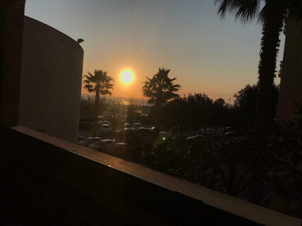 Masa Appartamenti Pescara Buitenkant foto