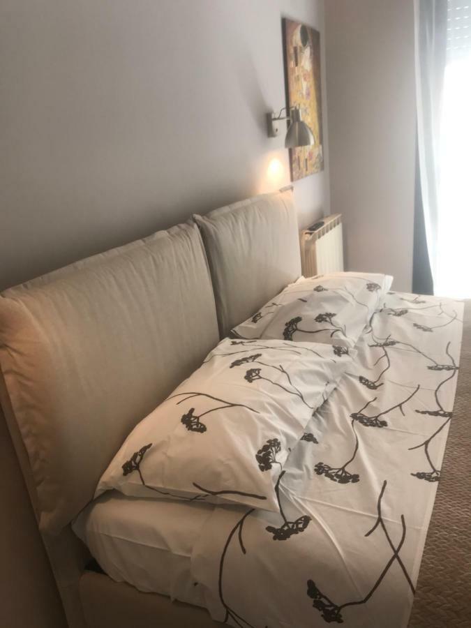 Masa Appartamenti Pescara Buitenkant foto